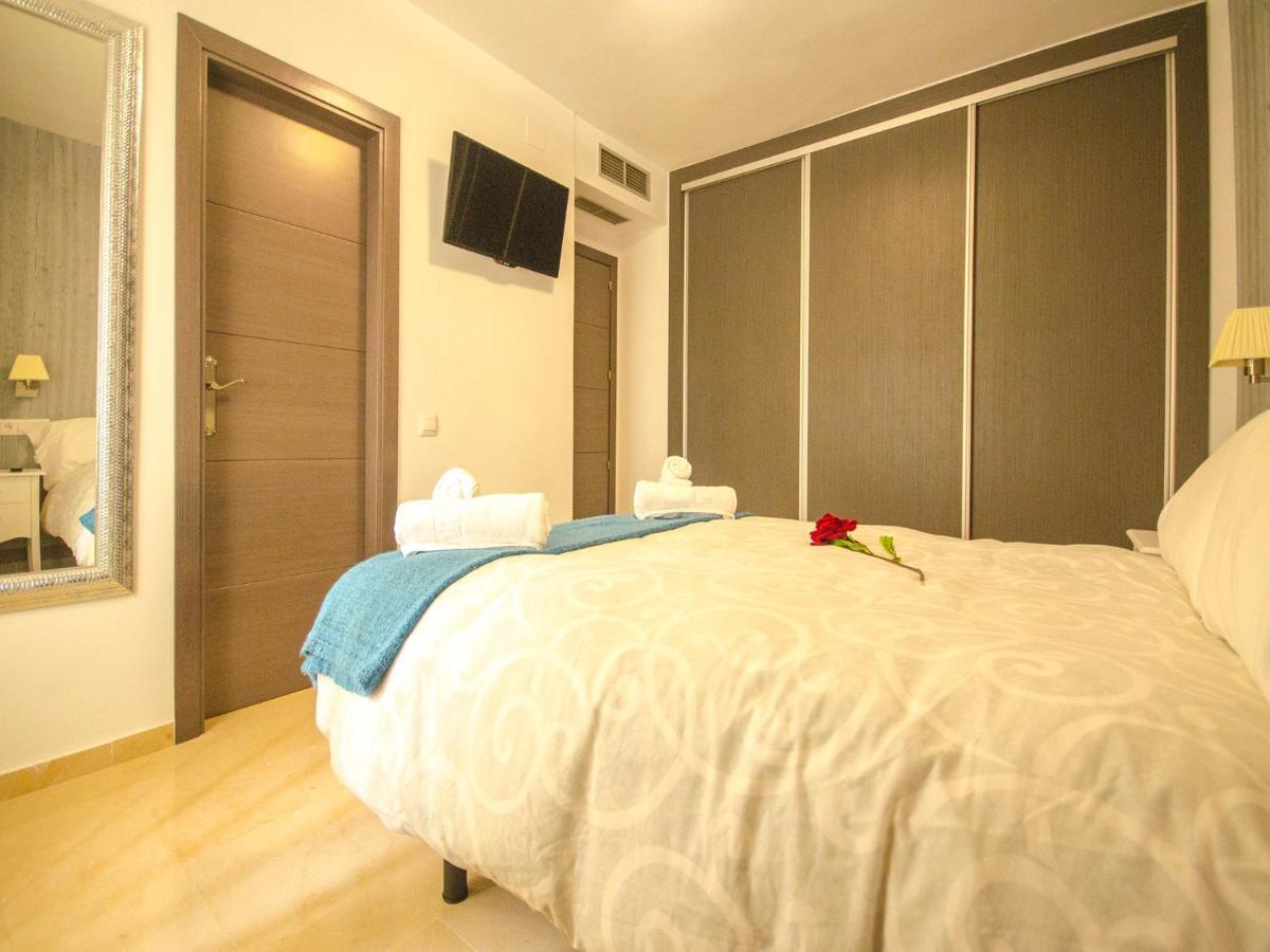 Bungalow Sergio เอสเตโปนา ภายนอก รูปภาพ