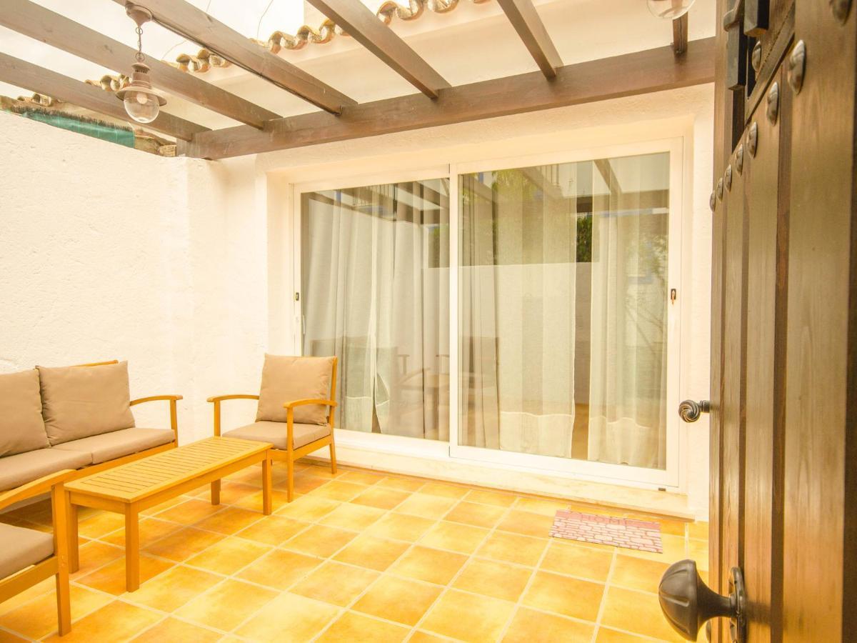 Bungalow Sergio เอสเตโปนา ภายนอก รูปภาพ